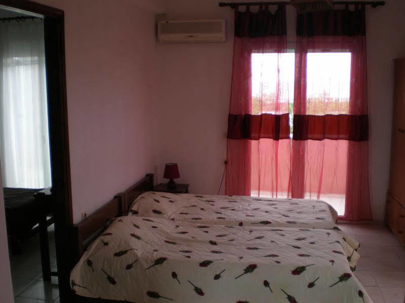 Marie Apartment Сидари Екстериор снимка